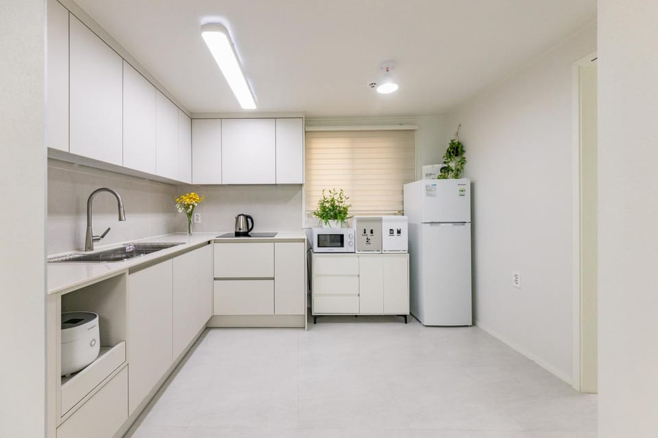 Kitchen or kitchenette, stove
