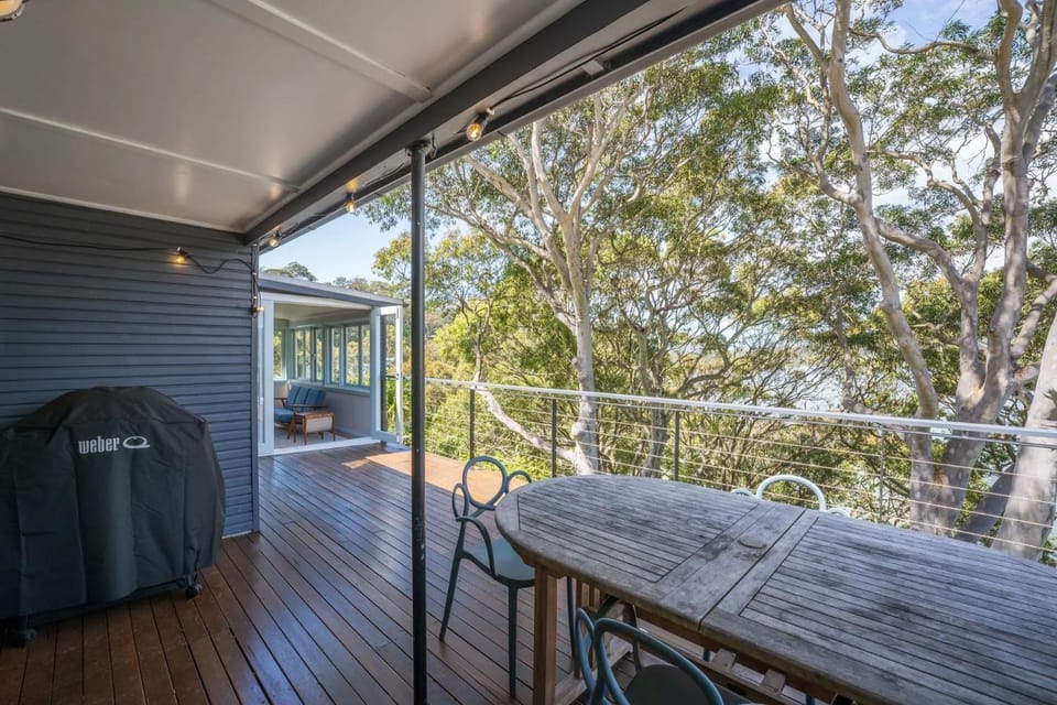 The Treehouse Palm Beach House in Pittwater Council