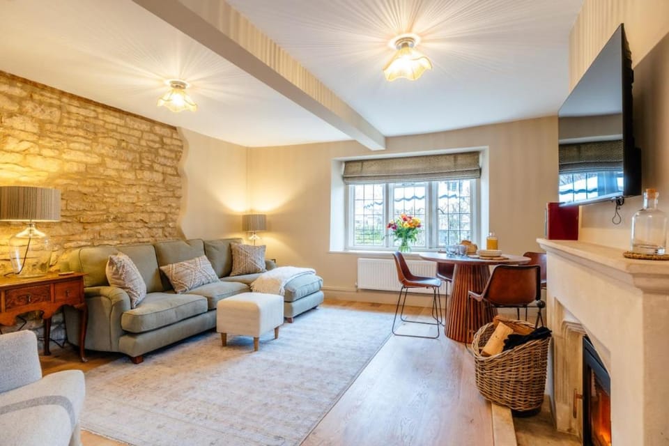 Beechwood Cottage | Banham Cottages House in Bourton-on-the-Water