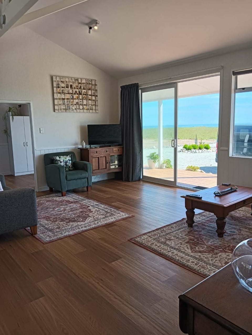 Beach House - Waimangaroa West Coast House in West Coast