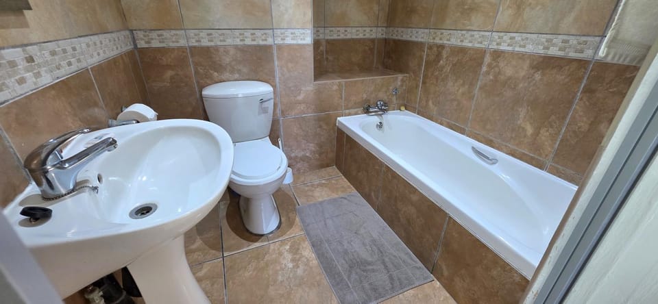 Toilet, Bathroom, Bath