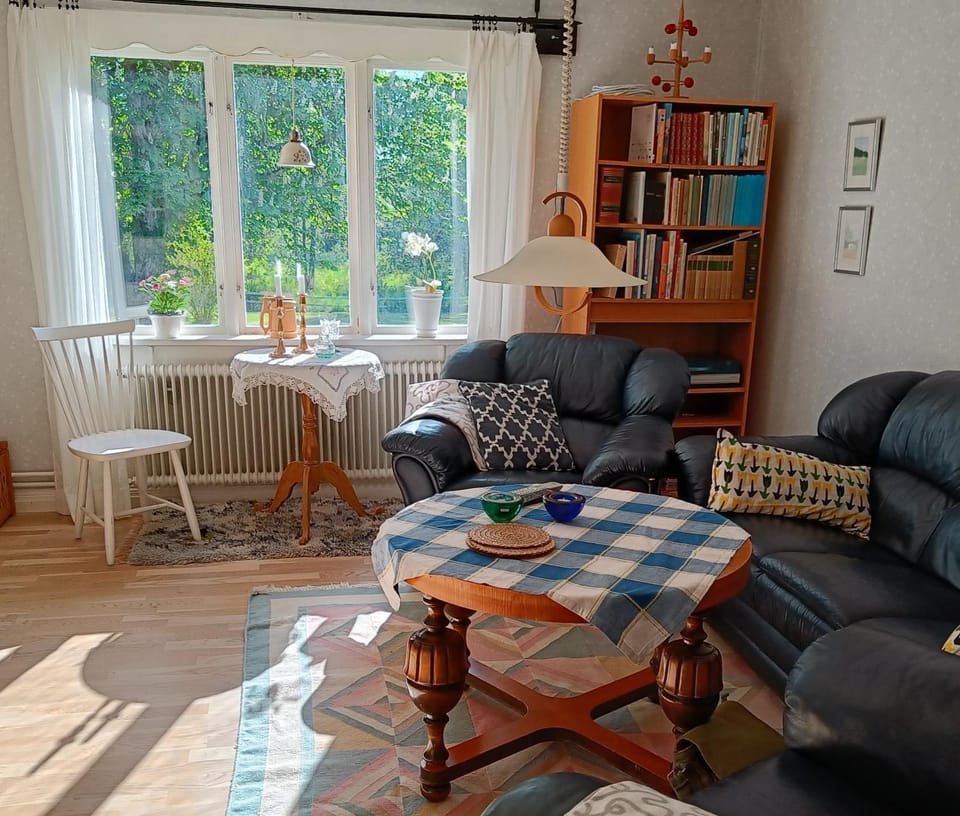 Smålandsidyll nära skog och Ronnebyån House in Sweden