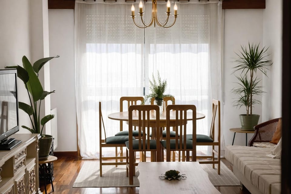 Living room, Dining area