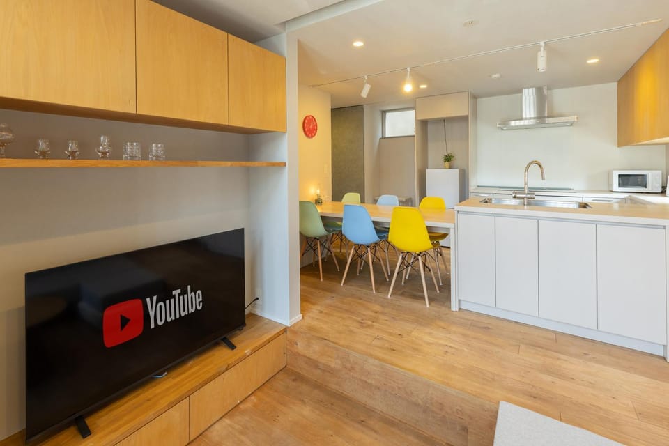 TV and multimedia, Living room