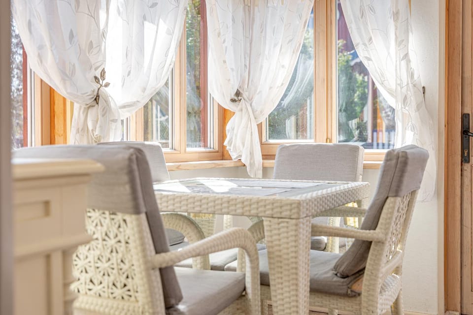 Cozy Stay I Nida I Courtyard & BBQ I ᴄᴏʜᴏsᴛ Apartment in Klaipėda County, Lithuania