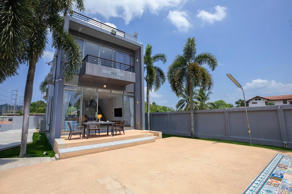 Property building, Patio