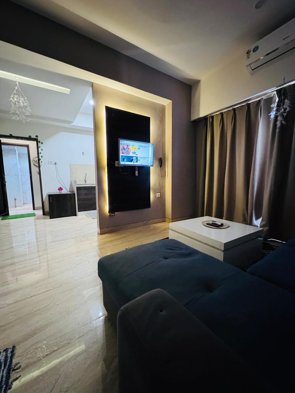 TV and multimedia, Living room, air conditioner
