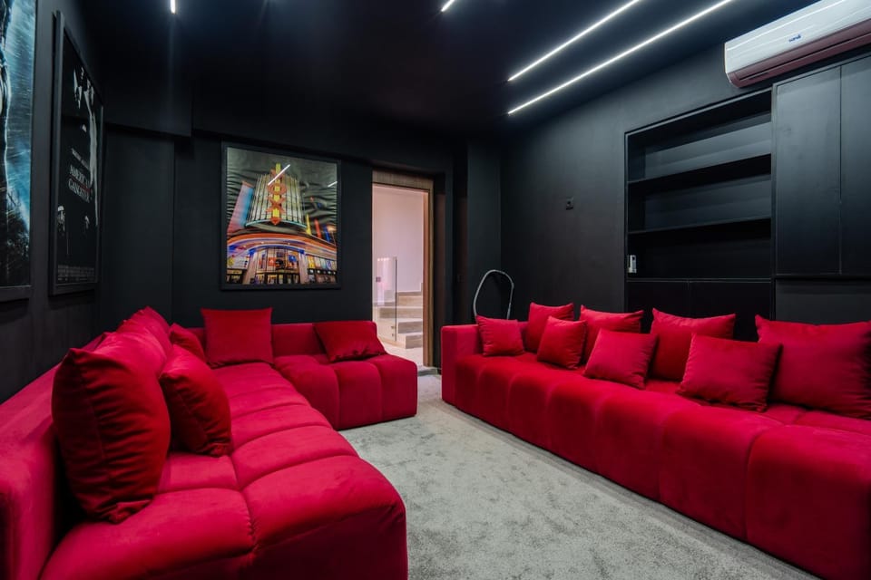 Super duplex with private cinema-pool- M avenue Apartment in Marrakesh