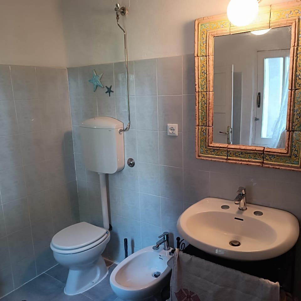Toilet, Bathroom, bidet