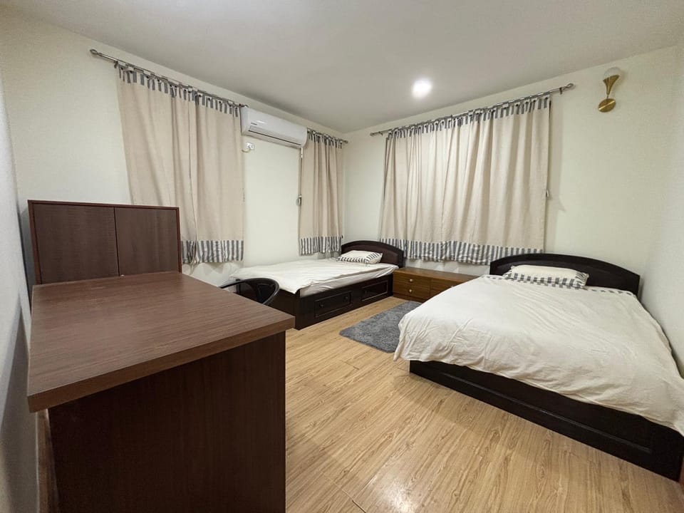 Photo of the whole room