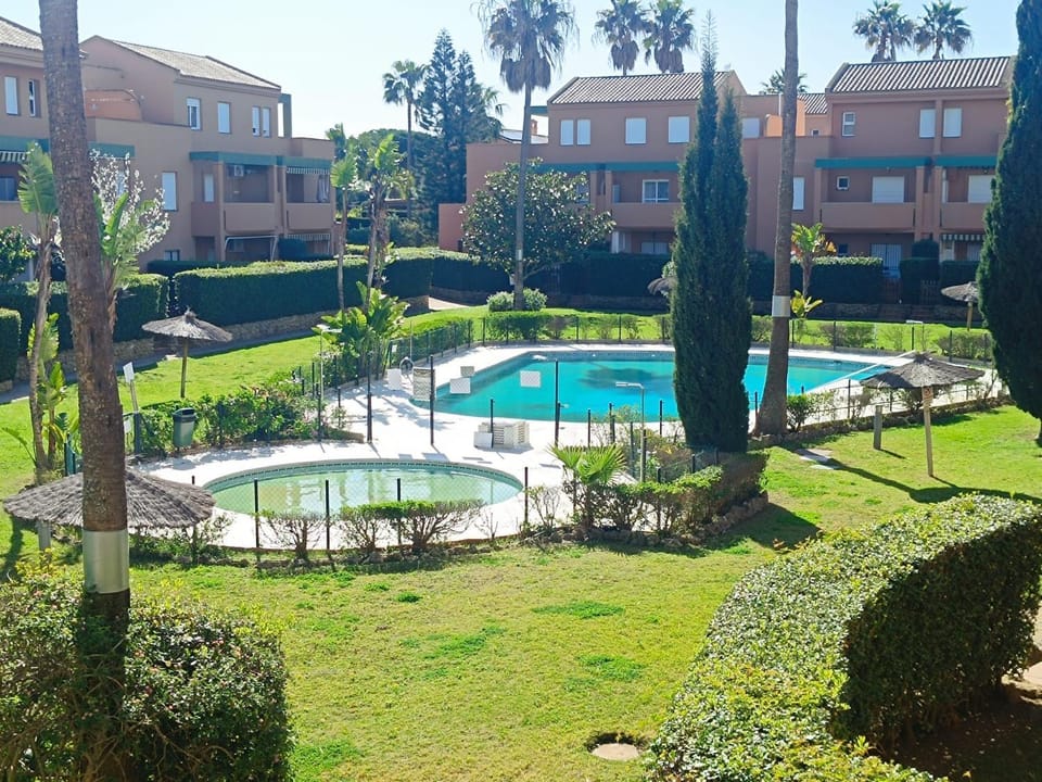 Garden, Swimming pool