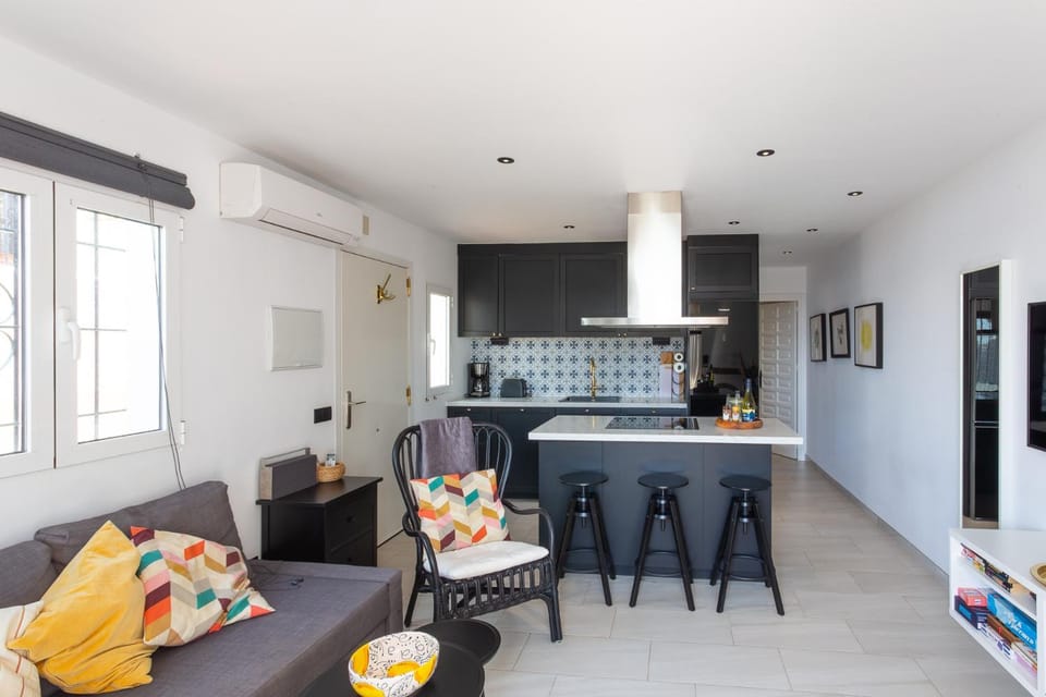 Communal lounge/ TV room, Living room