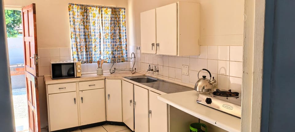 Marli Guesthouse Self-Catering Apartment in North West, South Africa