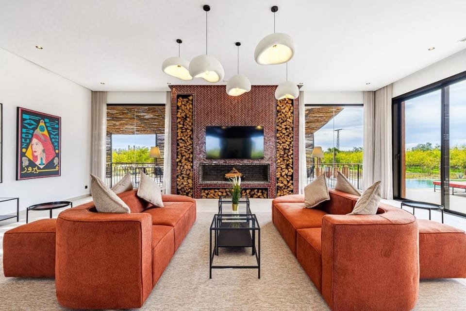 Communal lounge/ TV room, TV and multimedia, Living room, Seating area, Evening entertainment, fireplace