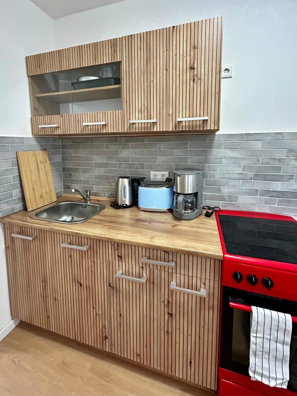 Kitchen or kitchenette, stove, stove, kitchen, kitchen