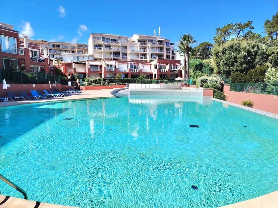 Sea view Esterel swimming pool parking Apartment in Mandelieu-La Napoule