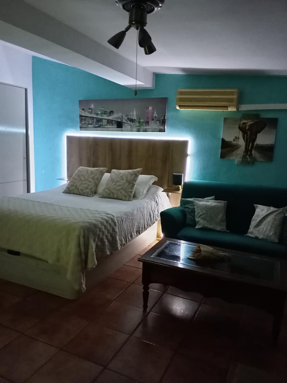 Casa Vanessa Bed and Breakfast in Badalona