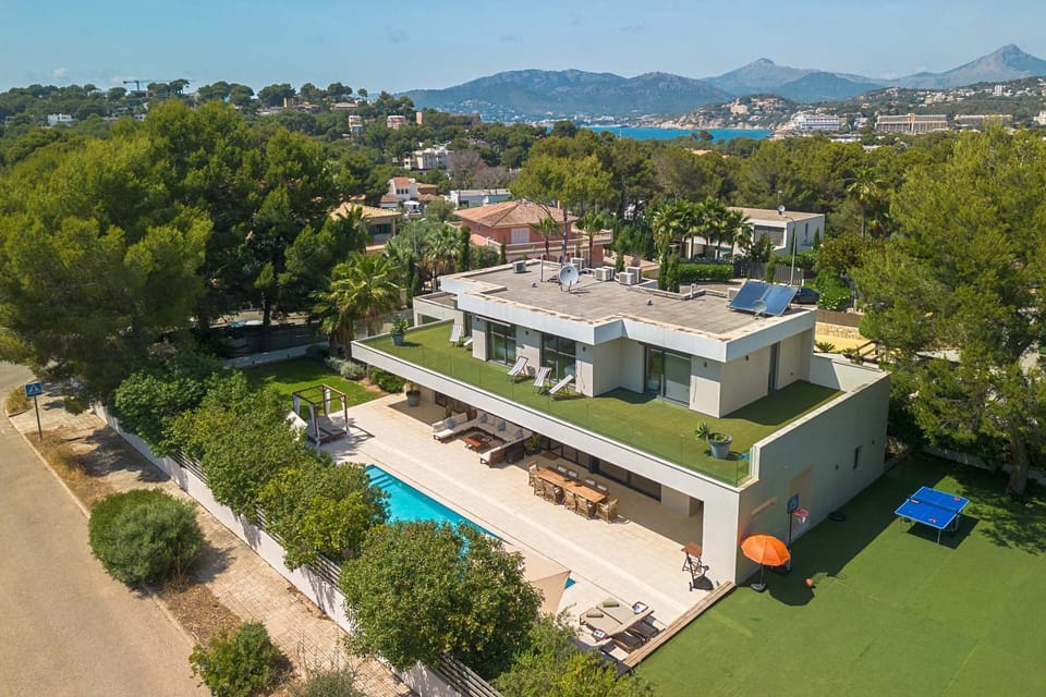 Property building, Bird's eye view