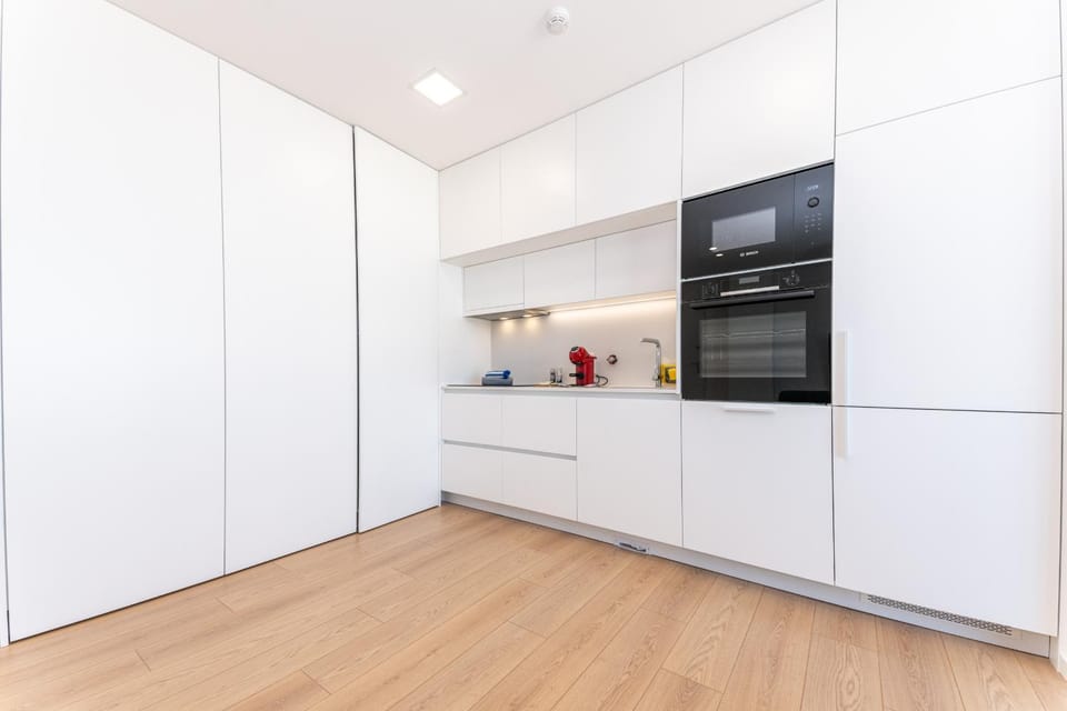 Coffee/tea facilities, dishwasher, microwave, stove, washing machine, kitchen