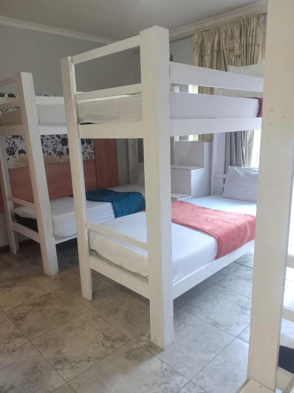 Bed, Bedroom, bunk bed