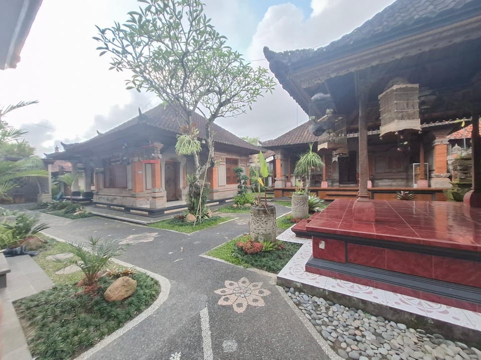 Kumpi guest house Bed and Breakfast in Abiansemal