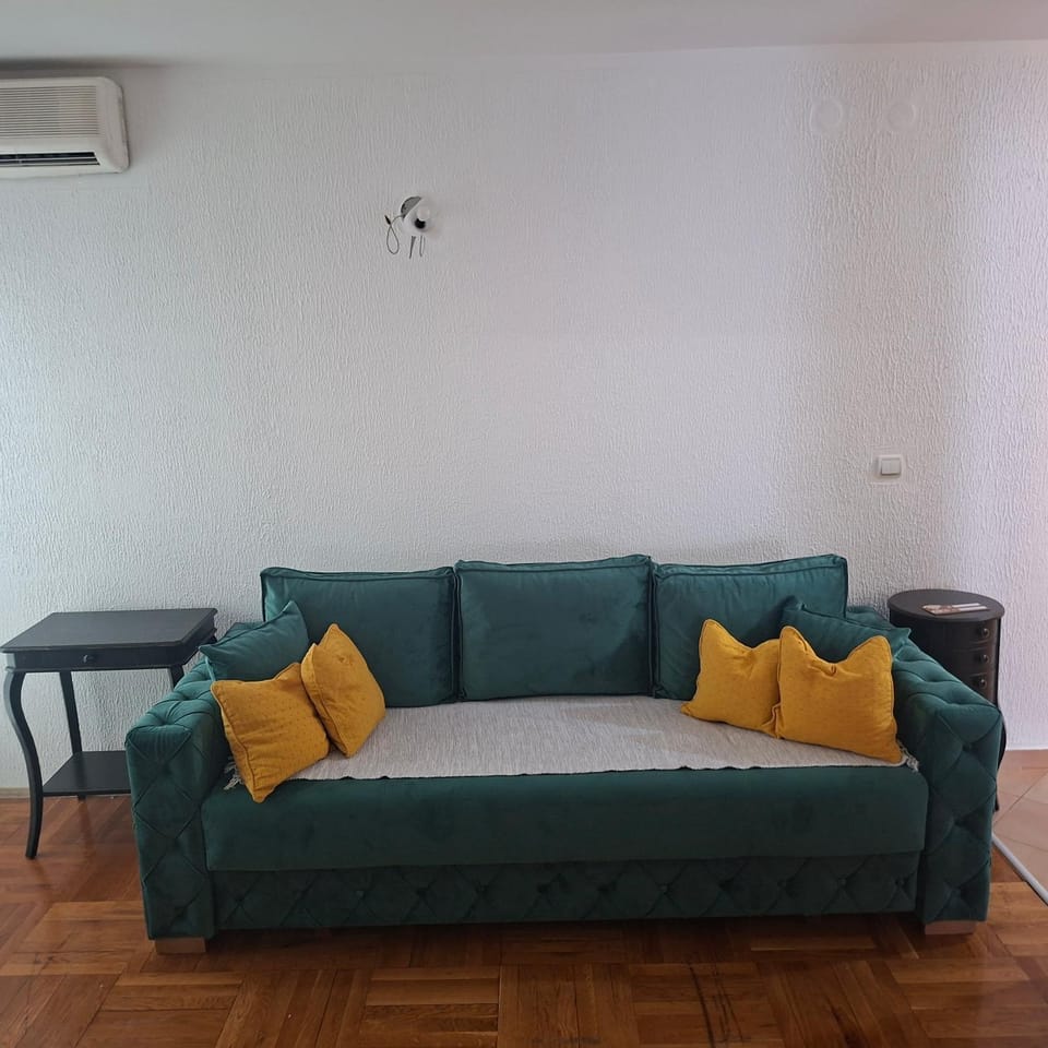 Living room, Seating area, Bedroom