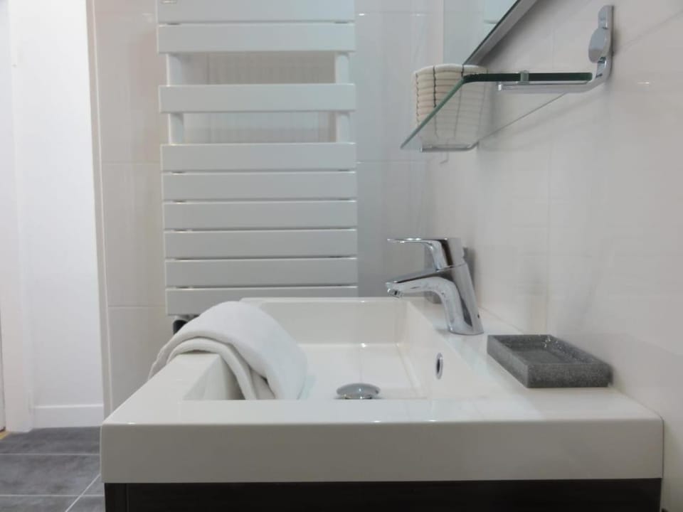 AGENCE MOMENT' APART Rodin Apartment in Lille