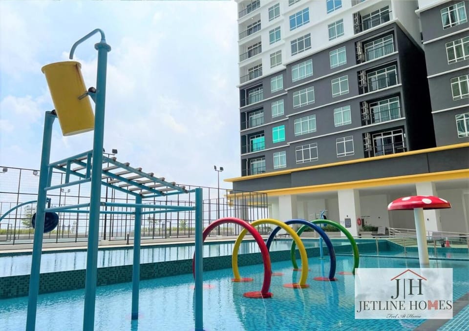 Melaka Centrally Apartment Novo8-3room-8pax-2park Apartment in Malacca