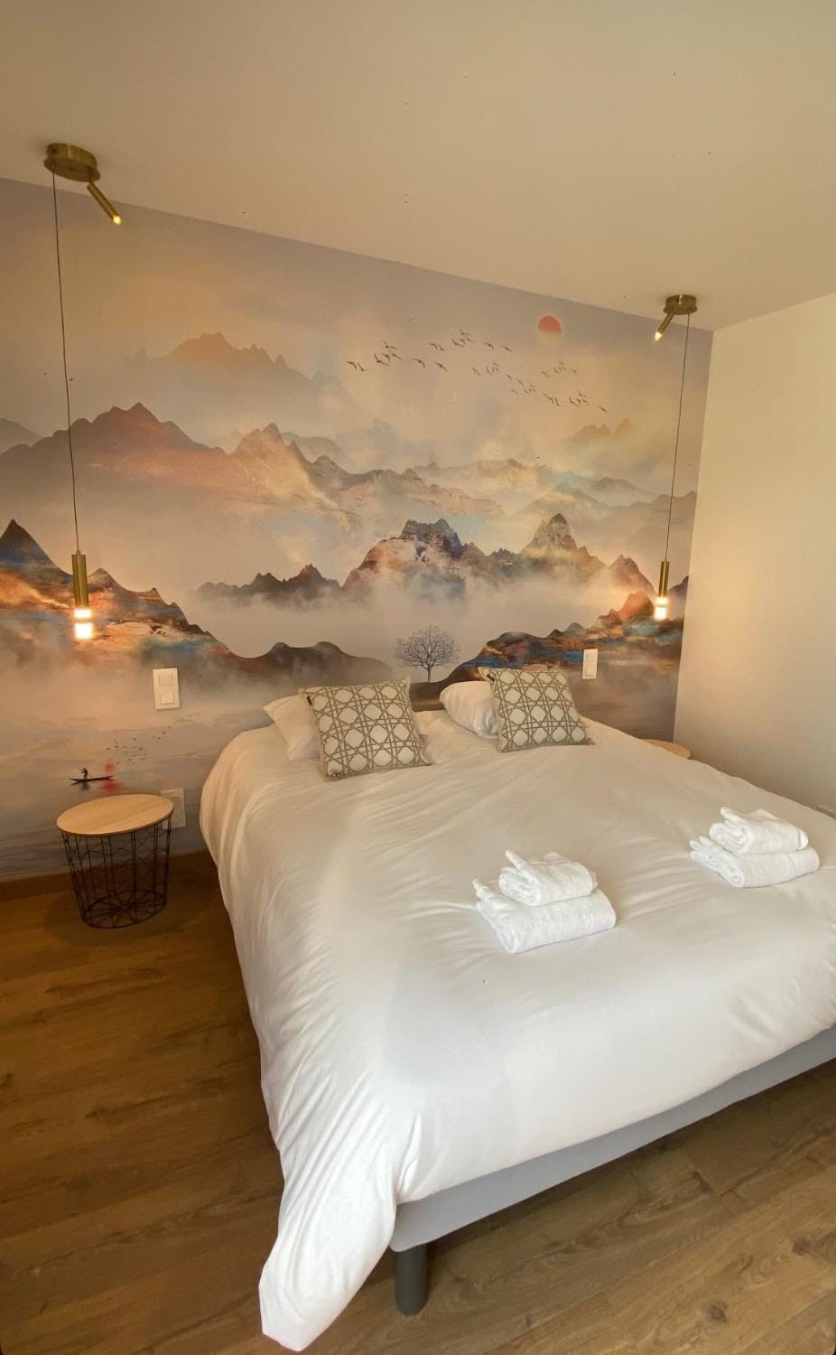 Villa Henri Marie l Chambre Pastel, Maritime, Soleil Levant Apartment in Occitanie