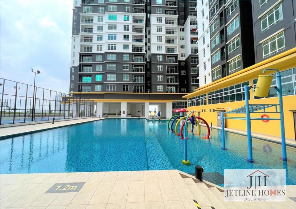 Melaka Nova-8 Studio City-View-4pax Apartment in Malacca