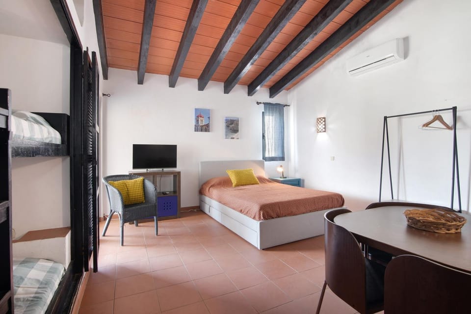 Property building, Living room, Bedroom