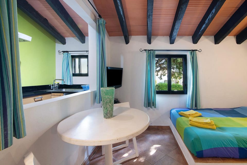 Property building, Living room, Bedroom