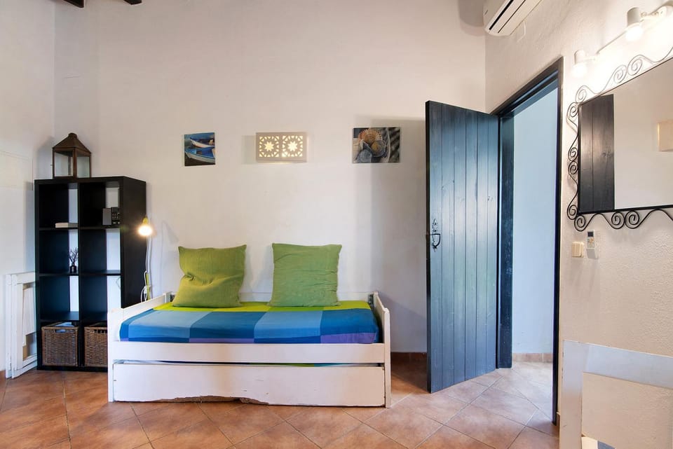 Living room, Bedroom