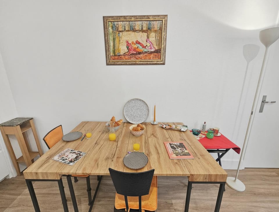 Property building, Dining area, Time of day
