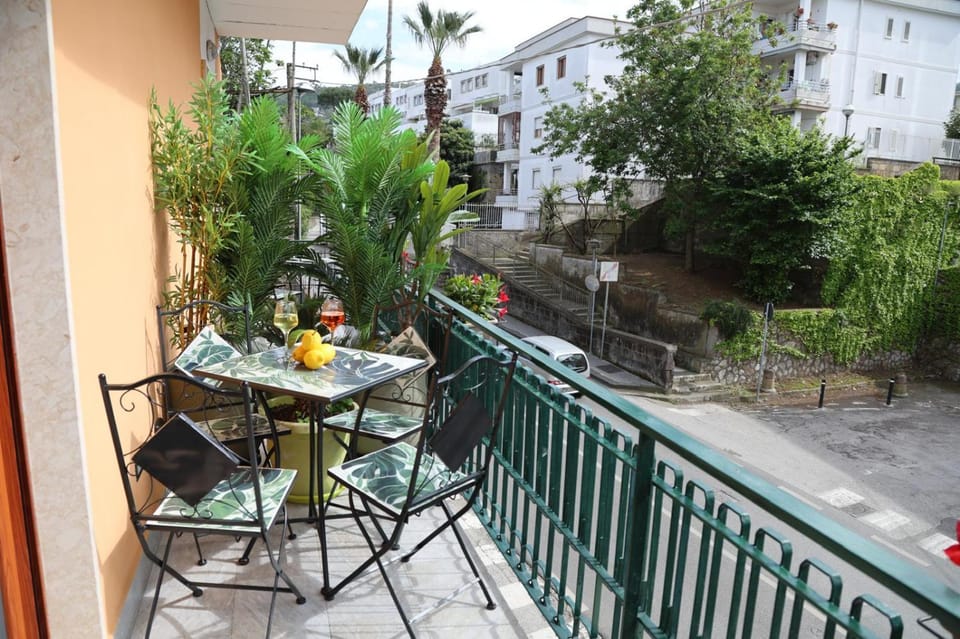 La Rosa Home Sorrento Luxury Apartment in Sant Agnello