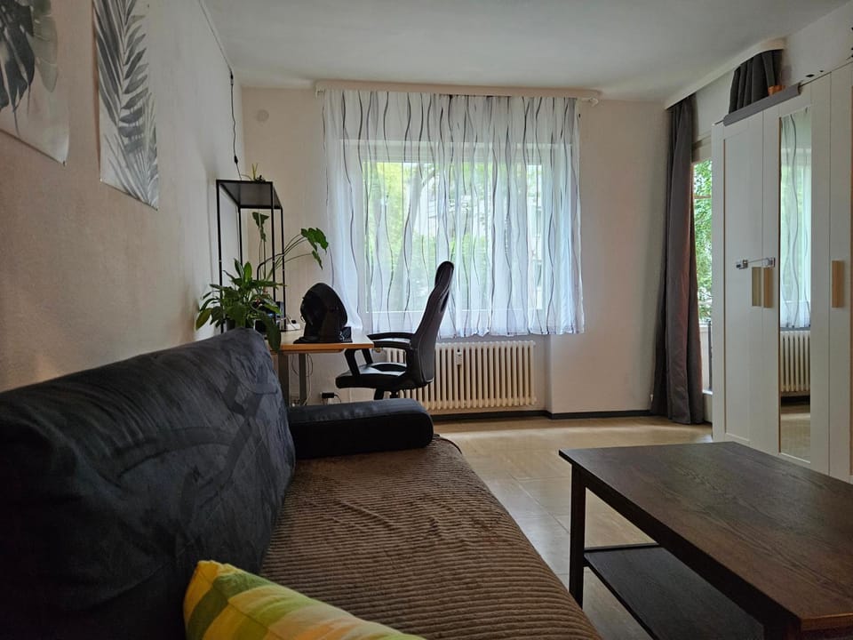 Living room, Bedroom