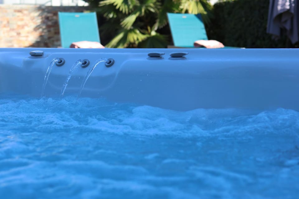 Villa Oasira Luxe Piscine et Spa 20mn des plages Villa in Saint-Jean-de-Védas