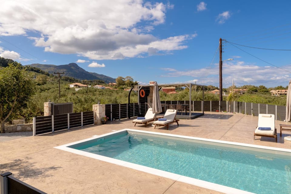 Patio, Pool view, Swimming pool, sunbed