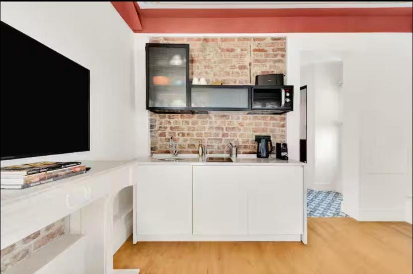 Modern Flat in Galata Apartment in Istanbul