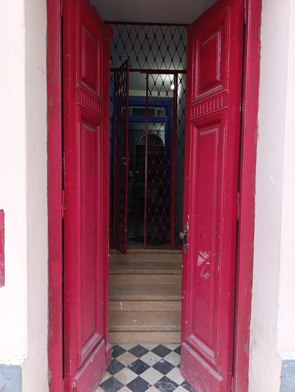 Facade/entrance