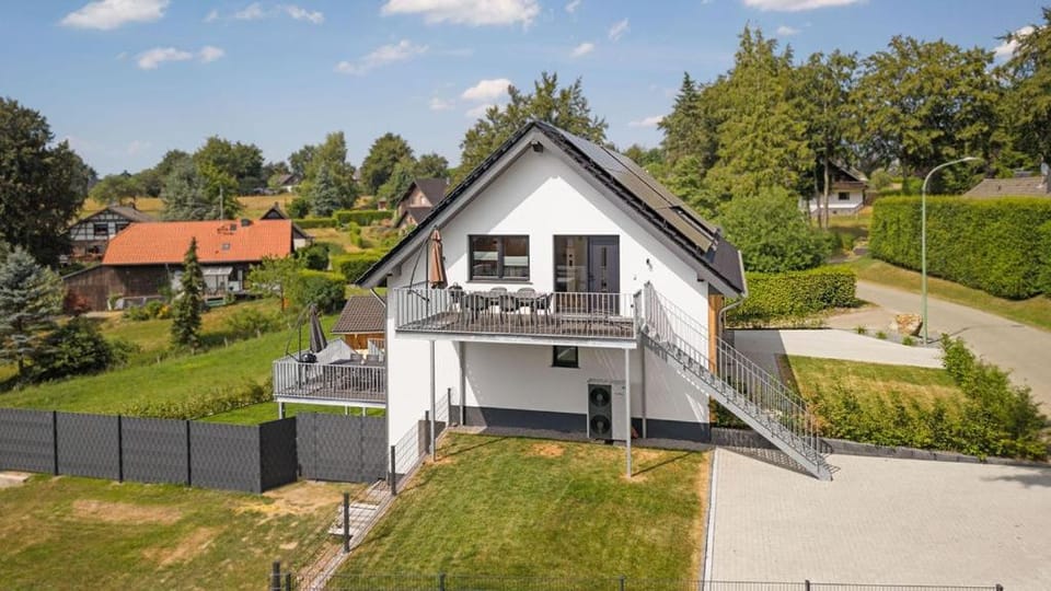 Balcony/Terrace, Balcony/Terrace, Street view, Street view