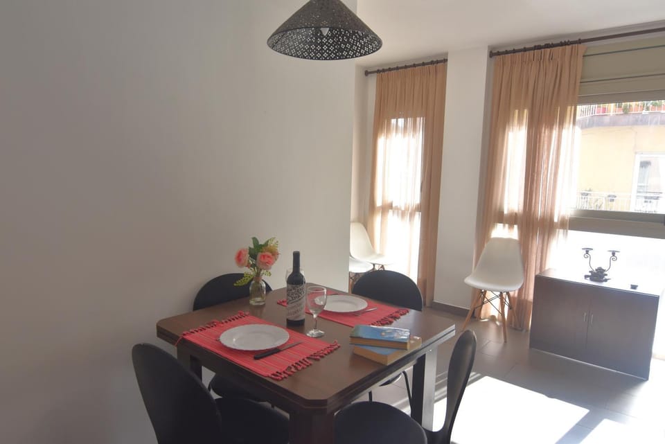 Living room, Dining area