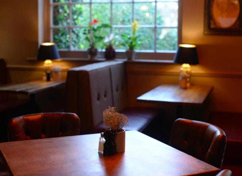 Kings Arms Hotel in Brentford