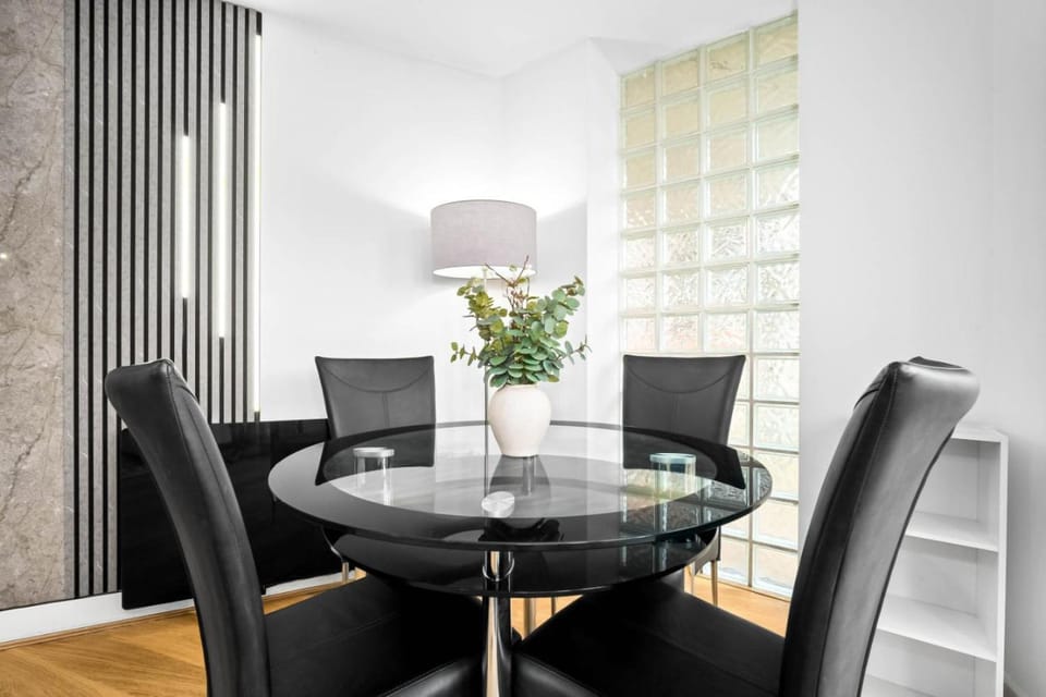 City Centre Apartment - Balcony - On Street Parking - Neflix 40AKW Apartment in Birmingham