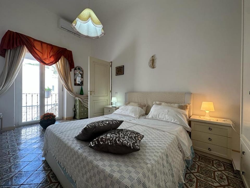 Piazzetta House Apartment in Marina Grande