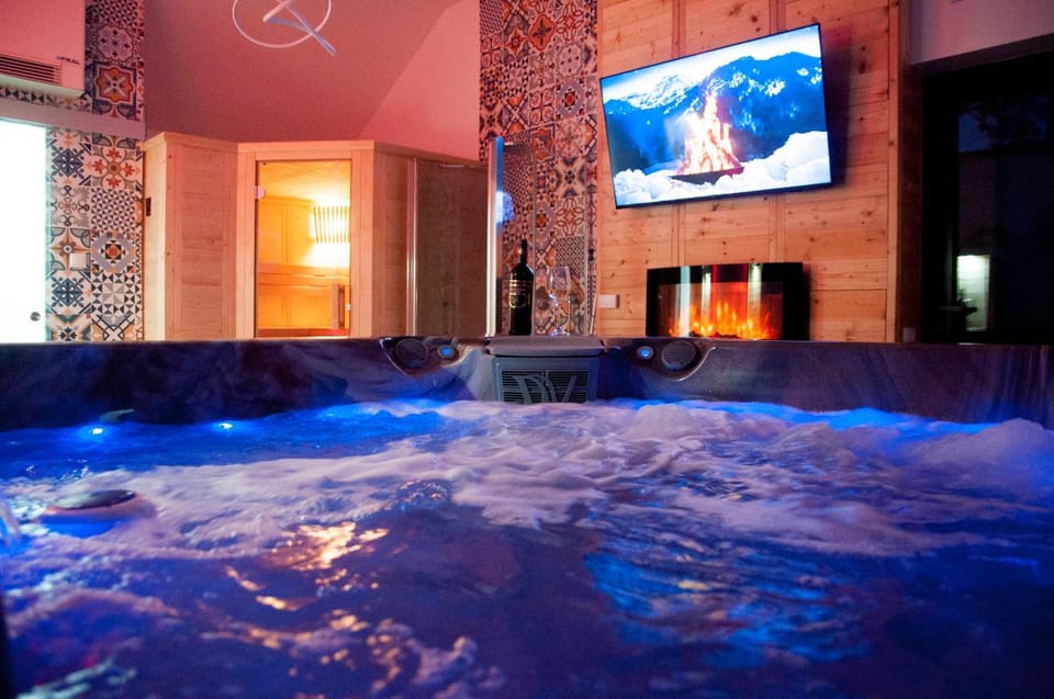 Shower, Sauna, Spa and wellness centre/facilities, Spa and wellness centre/facilities