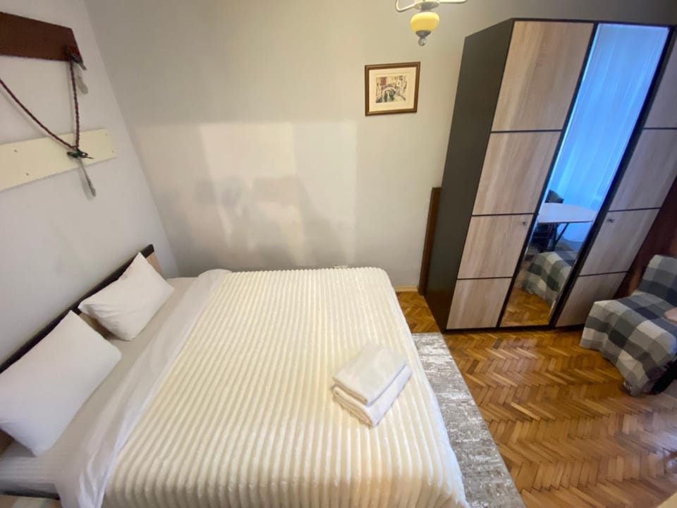Viktoriya apart on Virmenska Apartment in Lviv