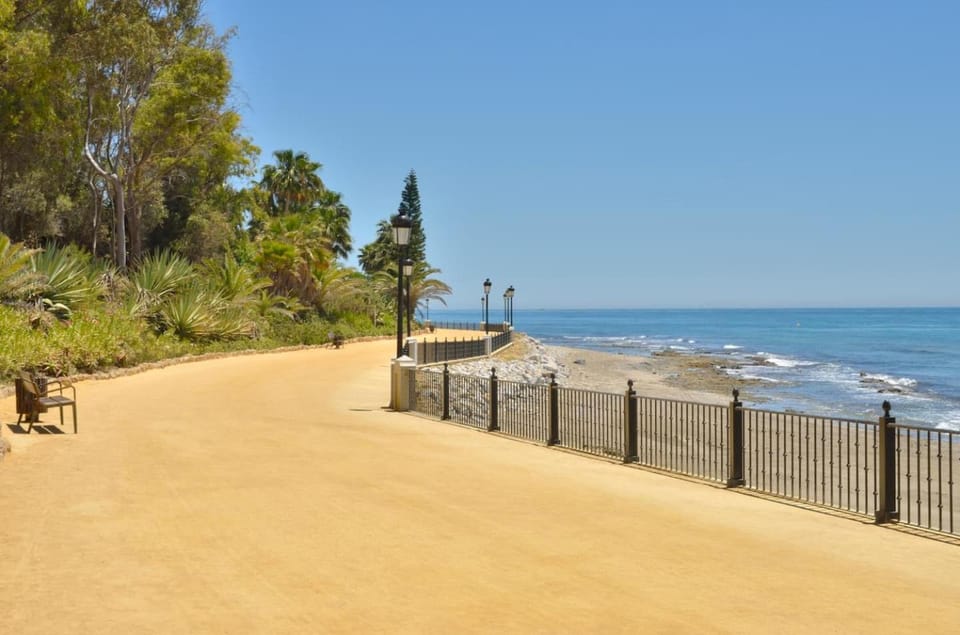Nearby landmark, Activities, Beach