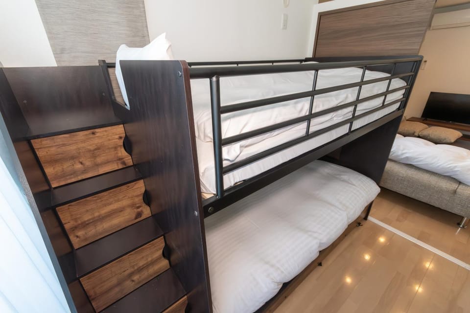 bunk bed