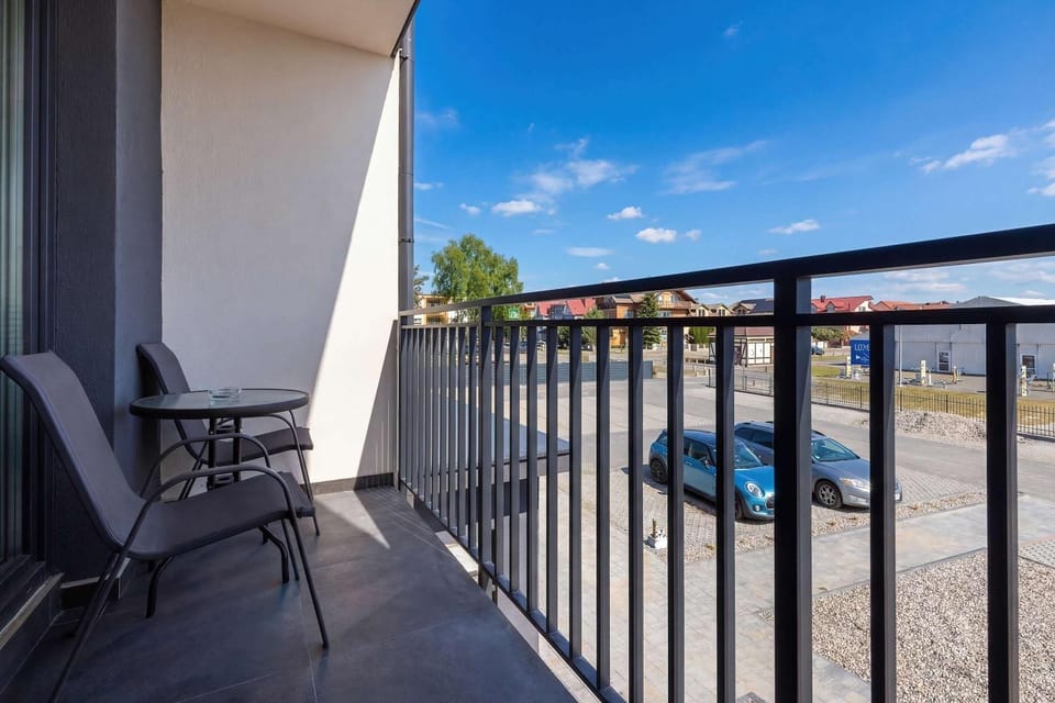 Balcony/Terrace, Parking